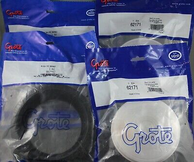 NEW 4 pcs Grote Back up Lamp 62171 and Grote Black PVC Grommet 91740