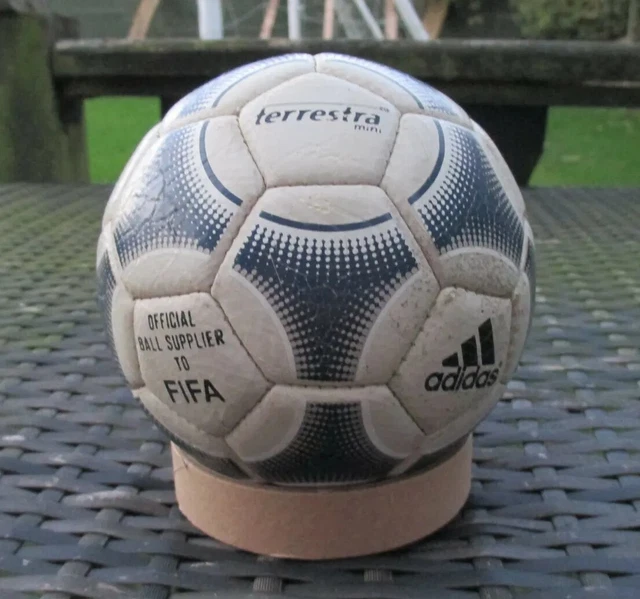 Adidas terrestra deals ball