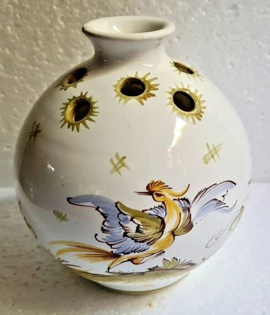 Faïence Moustiers atelier Aulagnet Baratta pique fleurs vase*