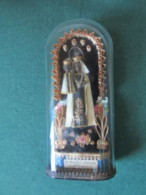 Klosterarbeit mit Heiligen Figur Schwarze Madonna Jesus unter Glaskuppel