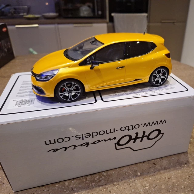 RENAULT CLIO 4 RS Trophy 220 EDC Rouge - 2016