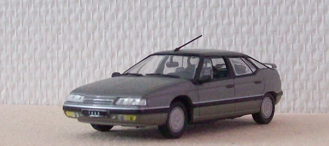 Citroen XM grise 1/43