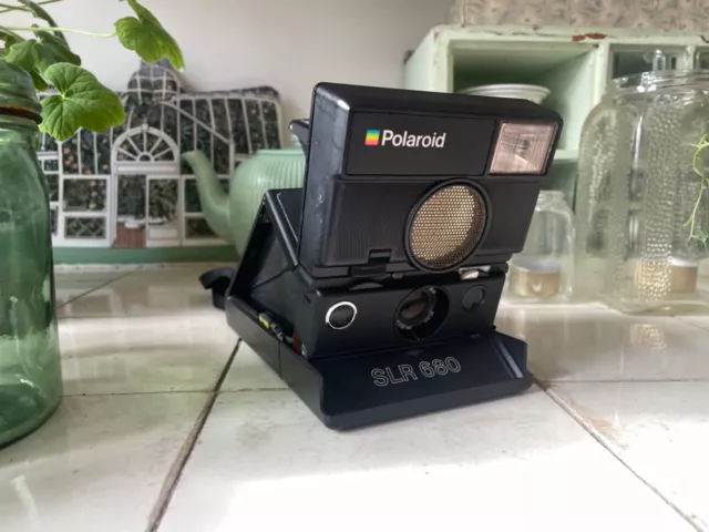 polaroid slr 680 camera