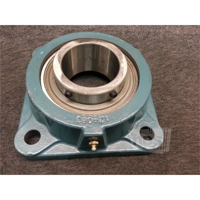 DODGE 124083 SCM 2-15/16 216 4-Bolt Flange Bearing, 2-15/16