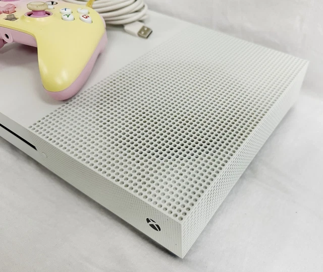 MICROSOFT XBOX ONE S 1TB Console with Controller White Wired