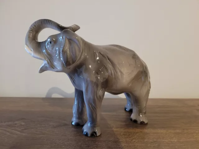 Porzellan Figur Sitzendorf Großer Elefant Afrika 18x23cm