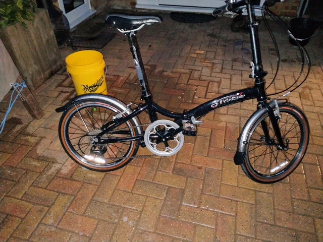 Specialized folding 2025 bike