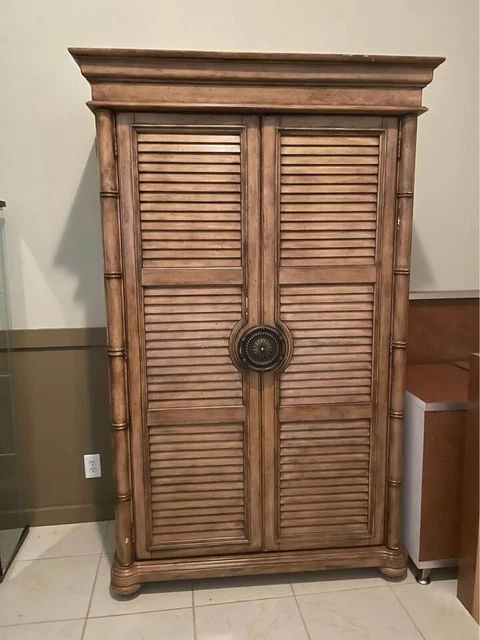 CINDY CRAWFORD HOME PAIR KEY WEST TOBACCO Armoire