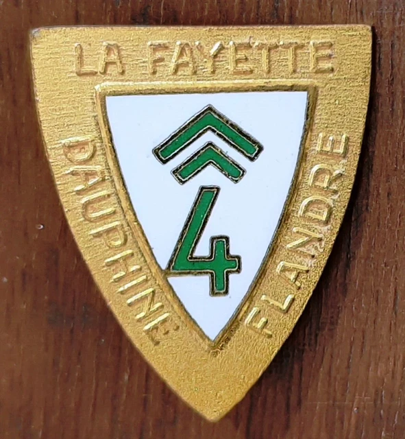 Insigne BA 121 Miniature vis collée Base Aérienne Nancy Essey Armée Air ORIGINAL
