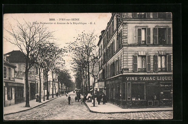 CPA Ivry-sur-Seine, Place Parmentier et Avenue de la Republique