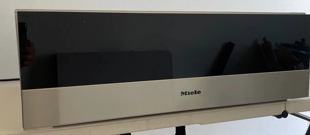 Miele ESW6885, 30" Warming Drawer, black and stainless steel Miele ESW6885, 30" Warming Drawer, black and stainless steel