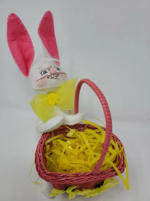 Annalee 2007 Easter Bunny Holding Pink Basket Yellow Bow 8" Doll Plush