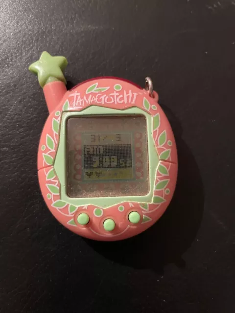 Tamagotchi Connection WIZ Peach Green Leaves Star Bandai 2004 V4