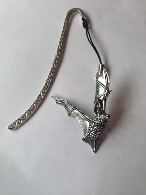 C19 Long-Eared Bat   Pattern bookmark with cord 3D English pewter charm