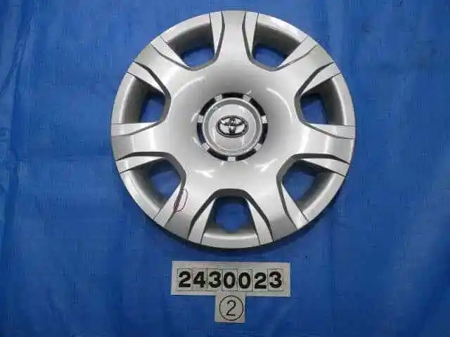 TOYOTA Hiace 2015 CBF-TRH200V Wheel Cover 4260226040 [Used] [PA97696089]