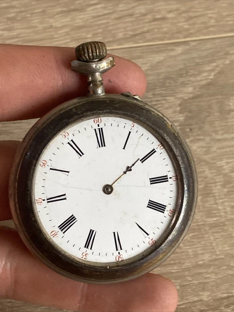 Montre Gousset Ancienne En Acier Bruni (1900-1909) - Pièces/déco - Balancier Cassé