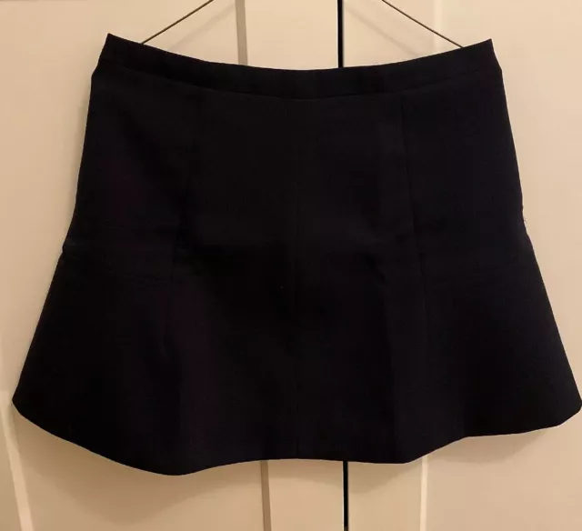 EUC J. Crew Fluted skirt in double crepe Navy Blue - Size 6