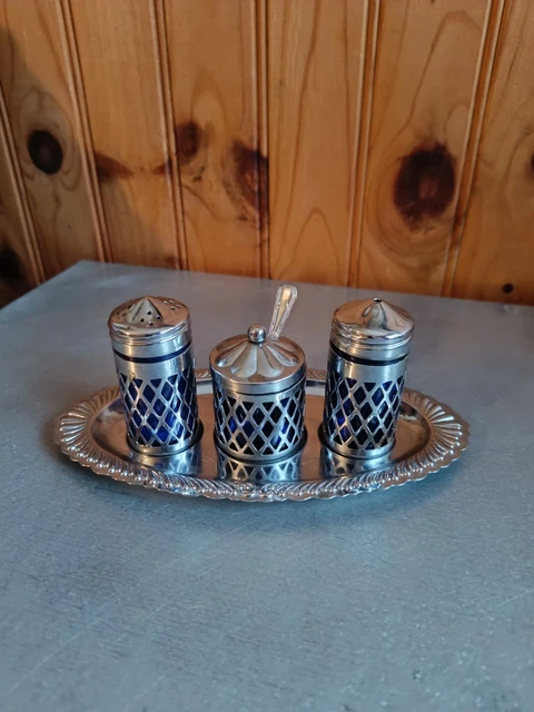 Set Salière, Poivrière Et Moutardier Avec Support Métal Argenté/doré - Vintage