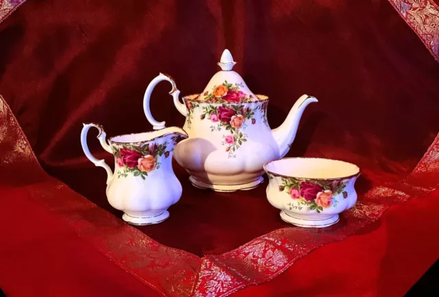 Royal Albert Old Country Roses Teapot, Sugar Bowl & Milk Jug 1st Qual Engl E88