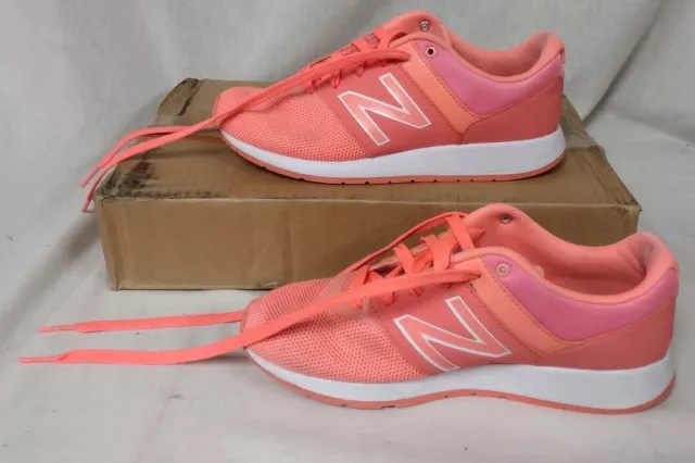 New Balance Shoes Size 5 Wide Youth