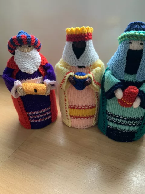 NEW Awesome Knitted Nativity Set, 11 pieces 2