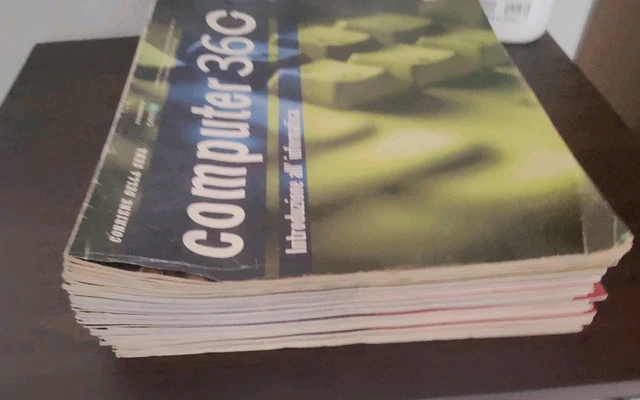 ギター DICK University of Akron - Tel Buch Yearbook (Akron, OH), Class
