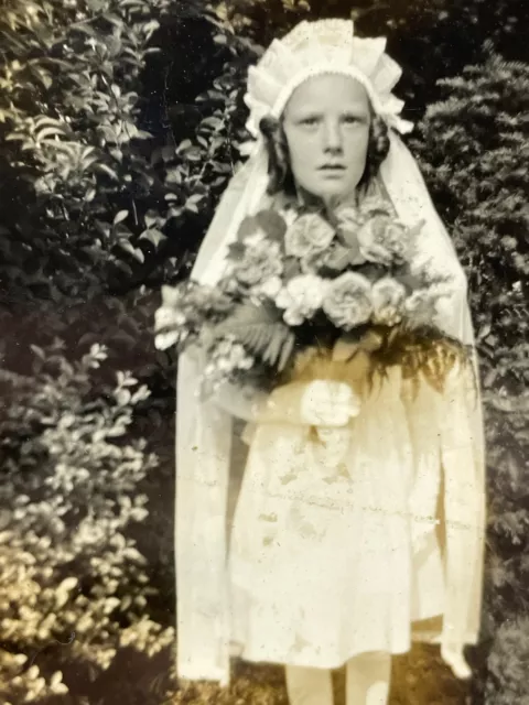 W6 Photo Girl First Communion Flowers 1930's