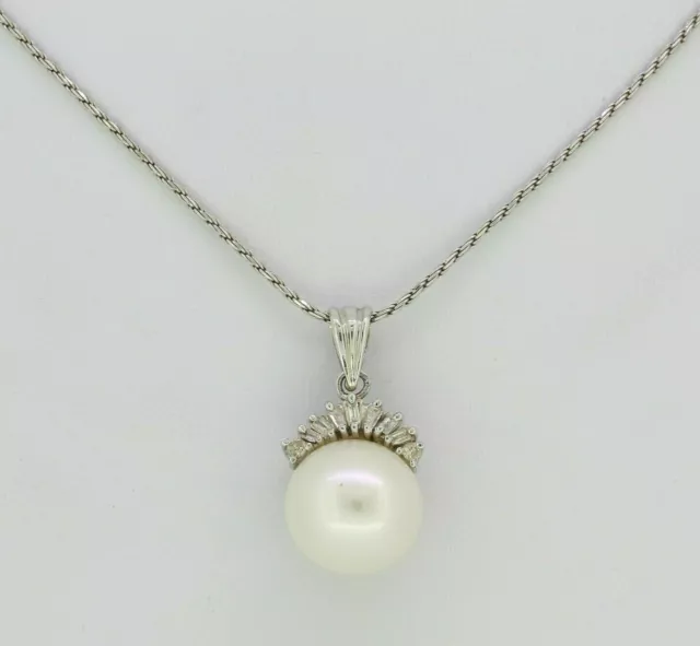 Gold Diamond Necklace - 18ct White Gold Pearl & Diamond Necklace