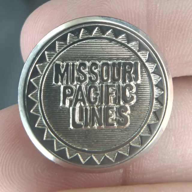 Missouri Pacific Lines Railroad Uniform Button  1"