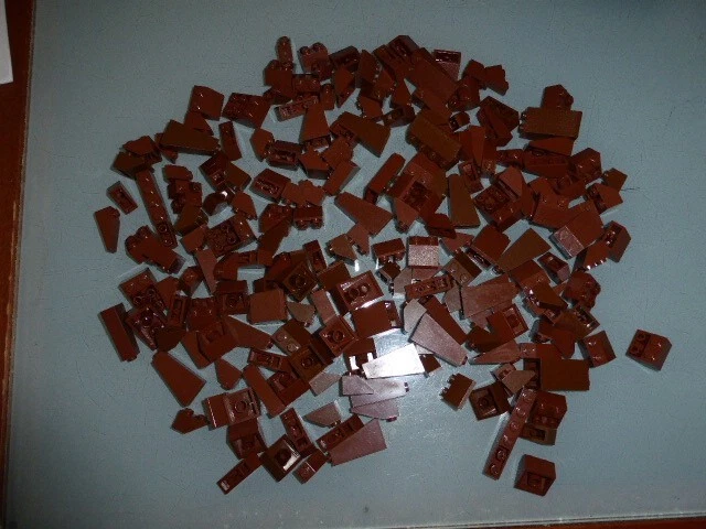 Lego Lot + 230 Tuiles Classiques Et Inversees, Differents Marrons