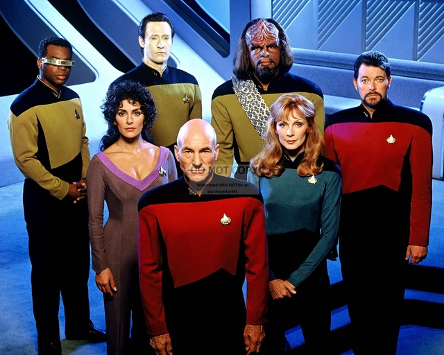 "Star Trek: The Next Generation" Cast From The Tv Show - 8X10 Photo (Ab-718)