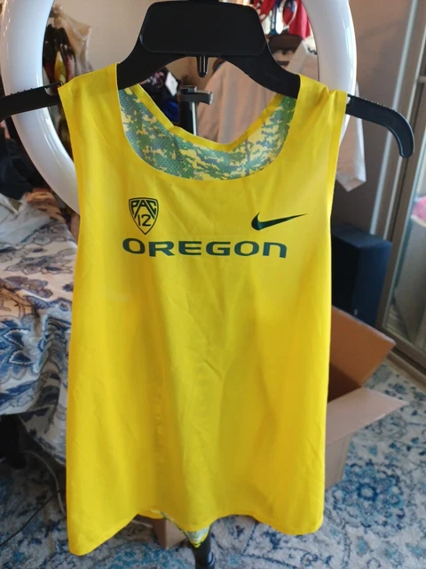 Nike Oregon Ducks Team Issued Track & Field Women's Sz Medium SINGLET TOP