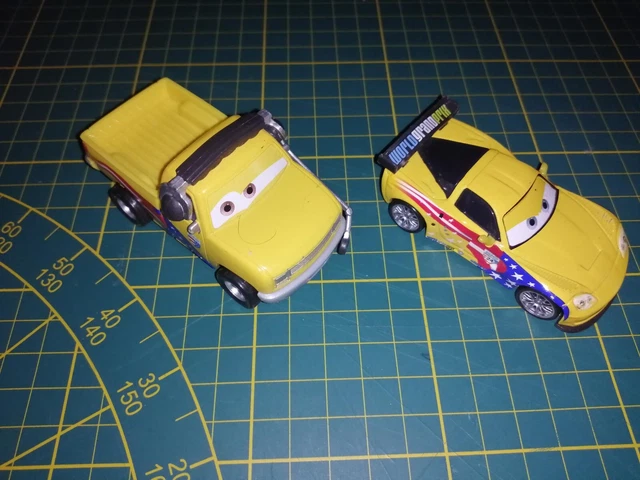 lot de  voitures cars disney pixar  mattel metal  d occasion