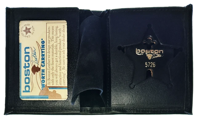 BOSTON LEATHER BOOK STYLE BADGE WALLET: 5 Point Star Cutout (150-S-5726)