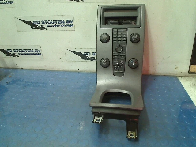 Panneau De Commande Central Pour Volvo V50 2006 - Référence OE 30672565 - Occasion