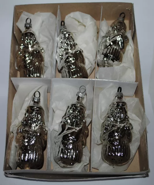 alter Christbaumschmuck aus Glas, 6 silberne Formteile, Figuren