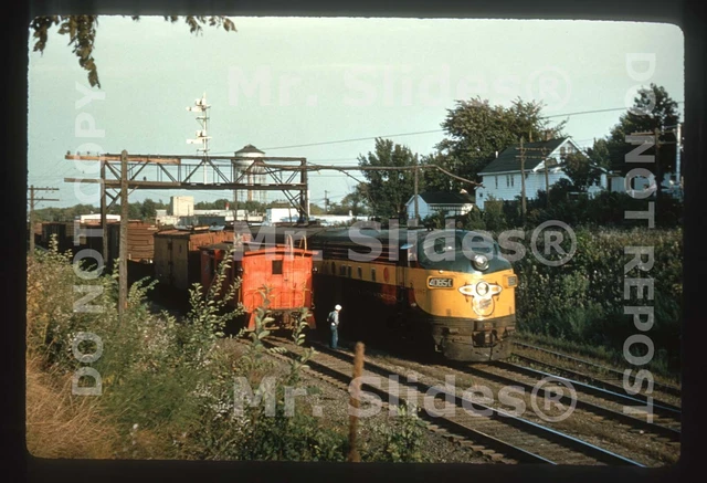 Duplicate Slide C&NW Ry. Chicago & North Western F7A 4085C Action Passing Train