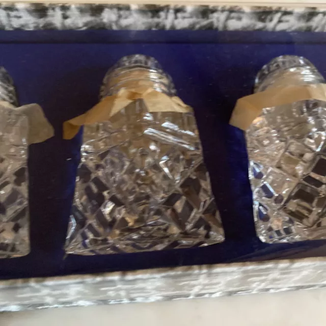 Set of 4 Cut Glass Salt Shakers New Old Stock Unused 3