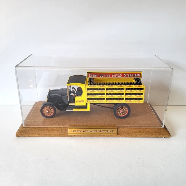 Danbury Mint 1927 Ford Coca-Cola Open Cab Delivery Truck w/Display Case SUPERB!