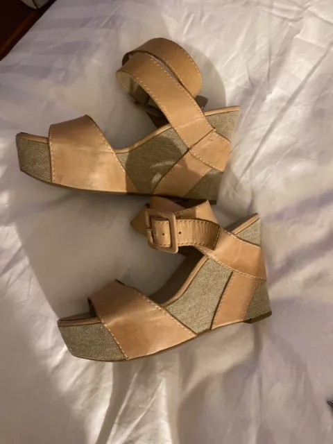Franco Sarto Tan/lt brown leather upper ankle buckle wedge sandals sz 6.5