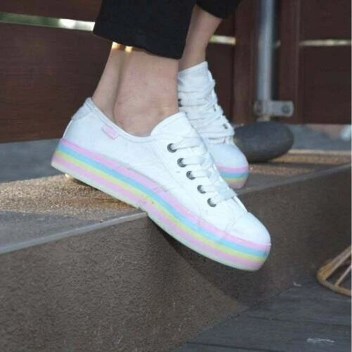 Femmes Filles Rocket Dog Magique Lacet Plat Compensées Baskets Assortis