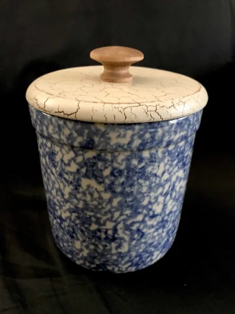 Henn Pottery Blue Spongeware 1 Quart Crock Canister with Aged Almond Lid