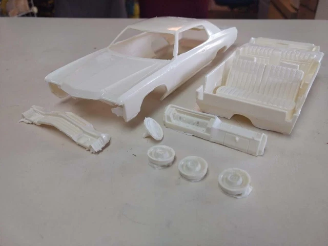 thumbnail image 2 of Vics Resins 1/25 Scale 1965 Imperial Resin Body – Unbuilt Model Kit 2 of 4