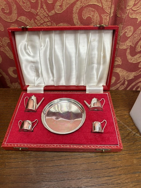 Set da tè e caffè in miniatura argento massiccio con vassoio, Birmingham, 1976