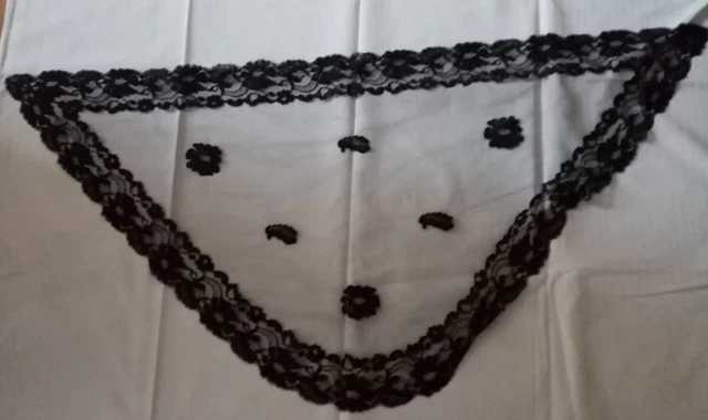 Châle Ancien En Mousseline De Soie Brodé Main - Début XIXe, 2,52m X 0,70m, Multicolore