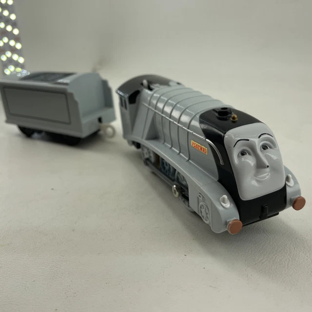 Thomas & Friends "SPENCER" + coach 2004 TrackMaster TOMY HiT Toy Company Mattel