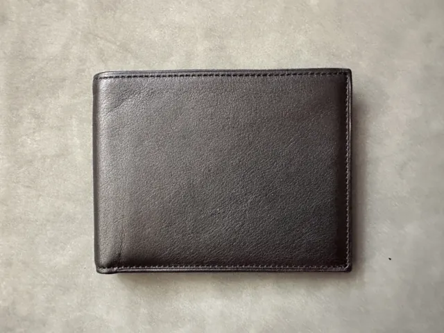 NWT TUMI Modernist SlimFold ID Wallet Black Leather Bi-Fold Style 01730D