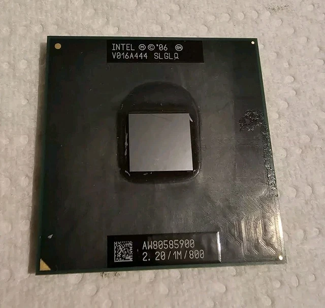 CPU Processeur - Intel Core 2 Duo T3000 - SLGMY - 1.80/1M/800