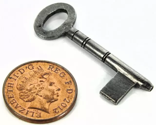 Antique Key Blank - SMALL Solid Shaft 40.5mm - ref.k810