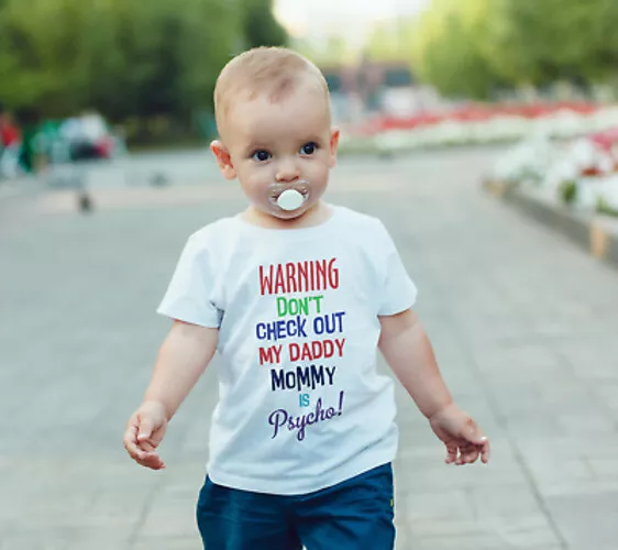 Childrens funny T-shirt/bodysuit Mummy is psycho kids/toddler/baby